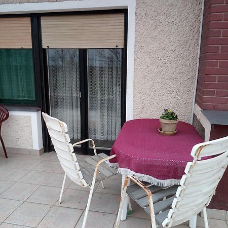 2 Haloszobas Apartman Kanjiža エクステリア 写真