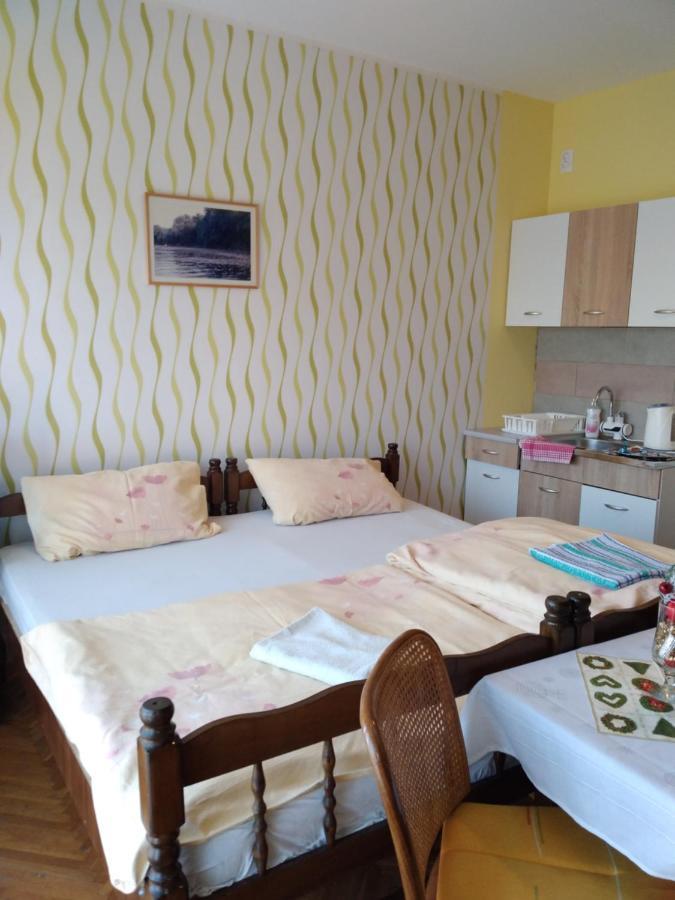 2 Haloszobas Apartman Kanjiža エクステリア 写真